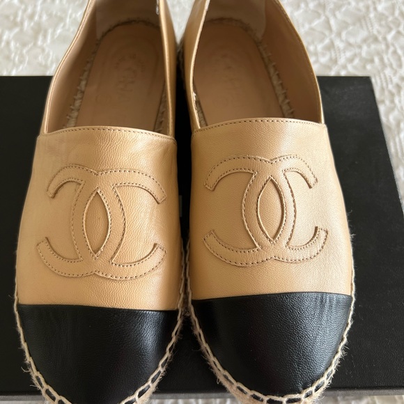 Chanel espadrilles in very good condition! - Picture 3 of 7